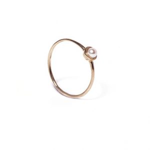 Yellow gold thin ring band with pearl